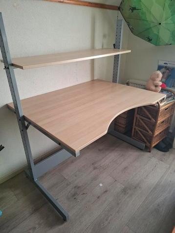 Ikea bureau verstelbaar