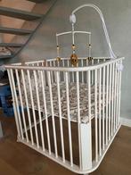 Gebruikte, degelijke Bobita box met wieltjes, Ophalen, Gebruikt, Ledikant