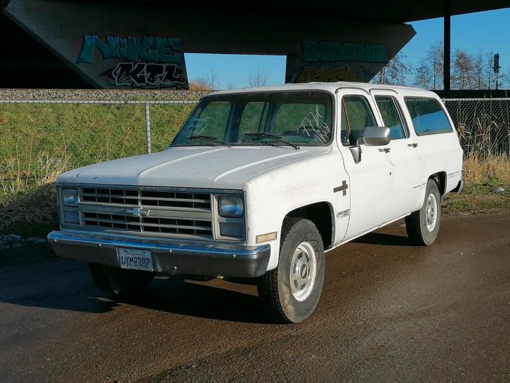 1986 Chevrolet Suburban 454 BigBlock 7,4L, Auto's, Oldtimers, Bedrijf, Chevrolet, Automaat, Ophalen
