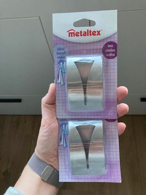 Zelfklevende handdoekhouder Metaltex (stevig!) - NIEUW!, Huis en Inrichting, Badkamer | Badtextiel en Accessoires, Nieuw, Overige typen