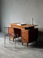 Vintage scandinavisch bureau, 1960, Huis en Inrichting, Ophalen, Zo goed als nieuw