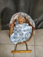 Oude poppenwagen met oude pop, Antiek en Kunst, Antiek | Speelgoed, Ophalen