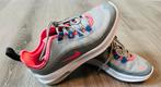 Nike Air Max Axis maat 31, Meisje, Sportschoenen, Ophalen of Verzenden, Zo goed als nieuw