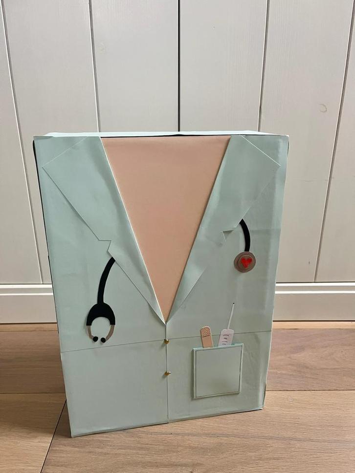 Sinterklaas surprise dokter / doktersjas / verpleegkundige, Diversen, Sinterklaas, Ophalen of Verzenden