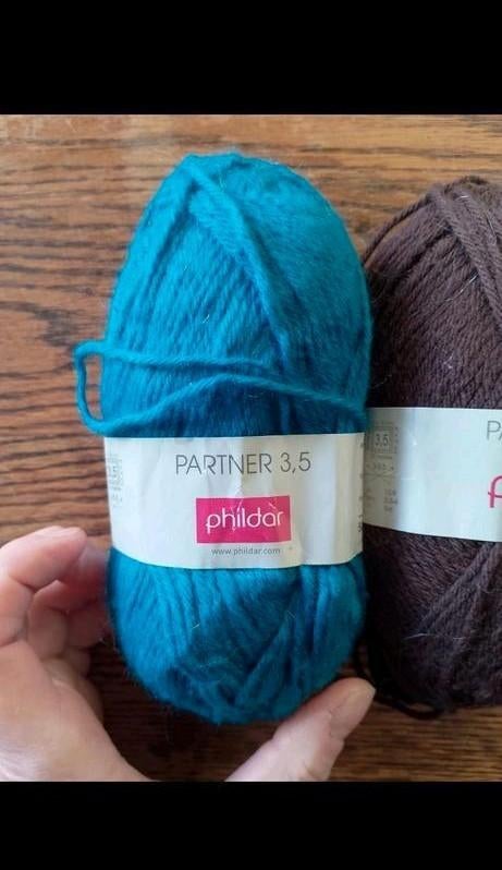 Nieuw 2 bollen partner 3,5 phildar blauw en bruin, Hobby en Vrije tijd, Ophalen of Verzenden, Nieuw, Breien of Haken, Wol of Garen