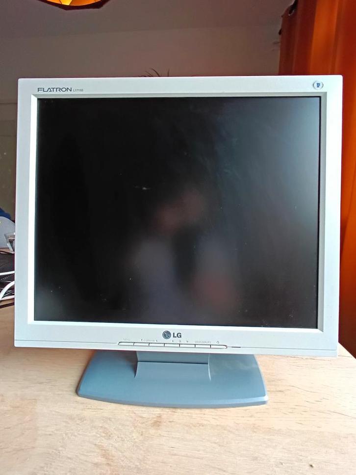 LG Flatron L1715S 17 inch PC Monitor, Computers en Software, Monitoren, Gebruikt, 60 Hz of minder, VGA, TN, Overige resoluties