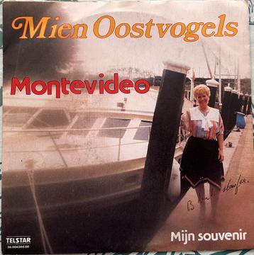 Mien Oostvogels (Telstar). beschikbaar voor biedingen
