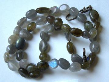 labradoriet ketting nuggets mineraal edelsteen labradorite beschikbaar voor biedingen