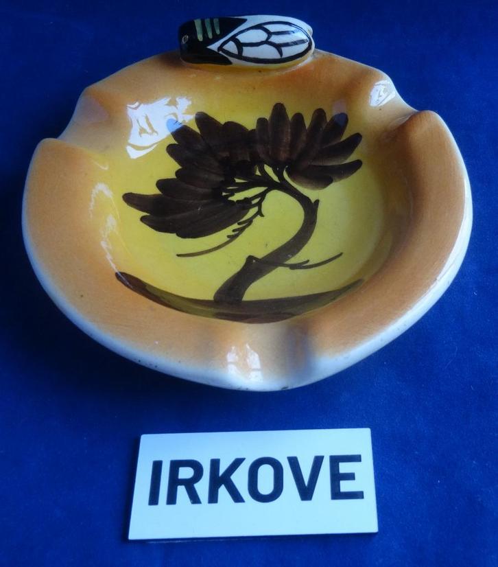 ASBAKJE MET CYCLADE EN BEELDJE CYCLADE * Gaaf *, Antiek en Kunst, Antiek | Keramiek en Aardewerk, Verzenden