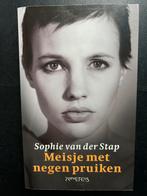 Meisje met negen pruiken, Ophalen of Verzenden, Gelezen, Sport