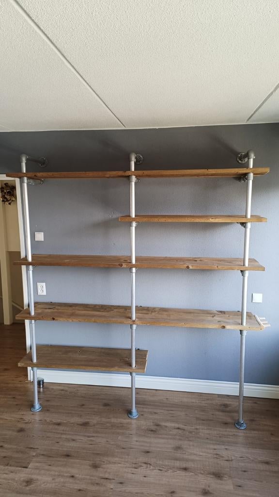 Steigerhouten kast, uniek en op maat aanpasbaar, Huis en Inrichting, Kasten | Boekenkasten, Met plank(en), 200 cm of meer, Zo goed als nieuw