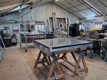 Aluminium koppel ponton Siegersma werkvlot beschikbaar voor biedingen