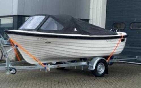 Sloep Oud-Huijzer 575, Watersport en Boten, Sloepen, Zo goed als nieuw, 10 tot 30 pk, 3 tot 6 meter, Buitenboordmotor, Benzine