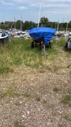 Kleine boot 4personen vaarbewijs vrij, Watersport en Boten, Ophalen, Zo goed als nieuw, Overige typen, Motorboot