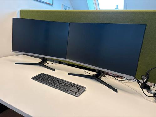 Samsung 28inch, 2 stuks (U28R550UQU), Computers en Software, Monitoren, Zo goed als nieuw, 60 Hz of minder, HDMI, LED, Ophalen of Verzenden