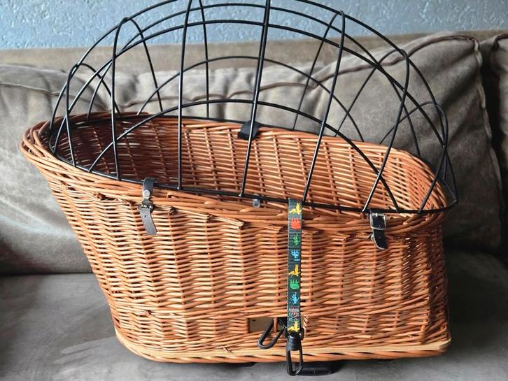 Beeztees  honden fietsmand, Fietsen en Brommers, Fietsaccessoires | Fietsmanden, Zo goed als nieuw, Fietsmand, Ophalen of Verzenden