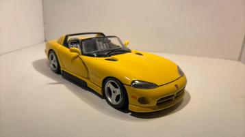 Dodge viper rt/10 yellow Bburago 1.18 beschikbaar voor biedingen