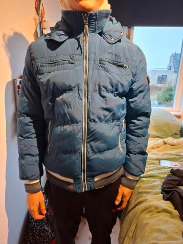Leuke heren winterjas maar L/Xl beschikbaar voor biedingen