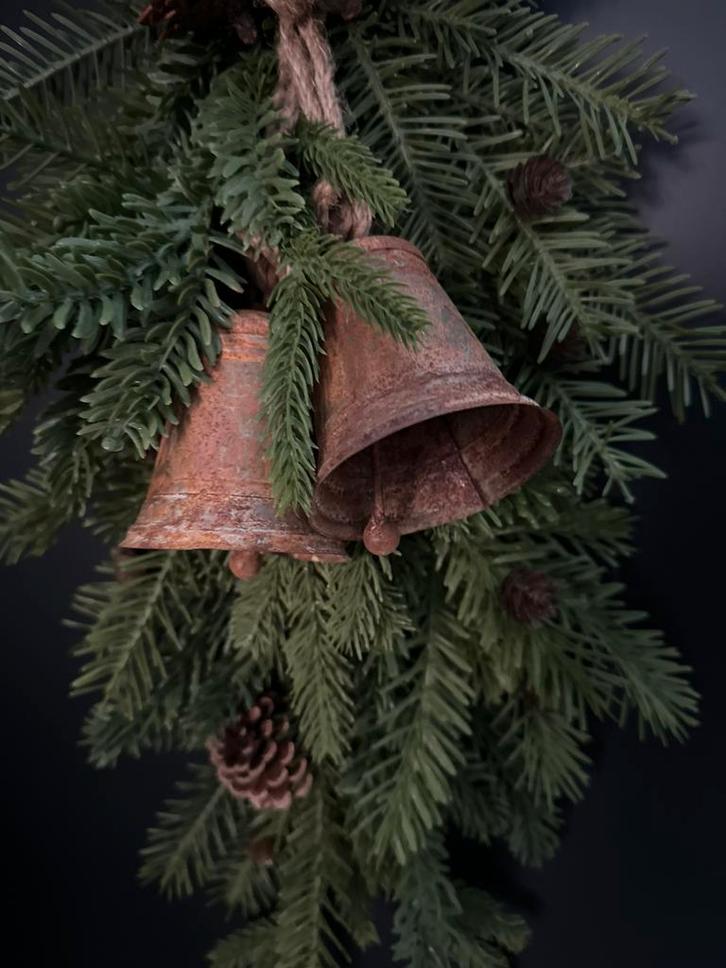 Zinkel klokjes in roest kleur, Diversen, Kerst, Ophalen of Verzenden
