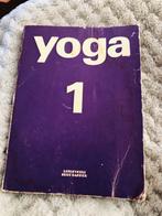 Yoga 1 boekje uitgeverij bert bakker, Ophalen of Verzenden, Zo goed als nieuw