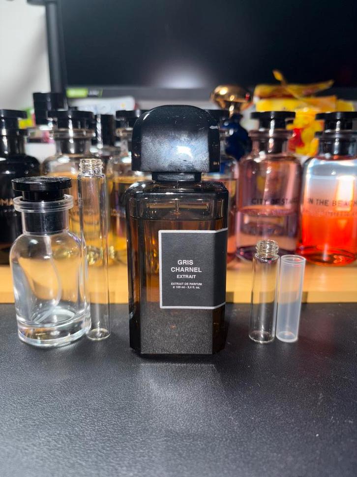 BDK - Gris Charnel Extrait Sample/Decant, Sieraden, Tassen en Uiterlijk, Uiterlijk | Parfum, Zo goed als nieuw, Ophalen of Verzenden