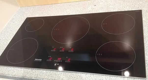 Miele inductie kookplaat 92.8 cm 5 zone KM5993 zgan, Witgoed en Apparatuur, Kookplaten, Zo goed als nieuw, Inbouw, Inductie, 5 kookzones of meer