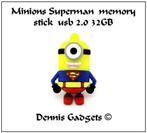 Dennis Gadgets: Minions Superman Memory 32 GB, Nieuw, Ophalen