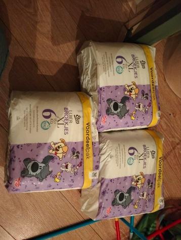 3 nieuwe pakken Pants broekjes maat 6 beschikbaar voor biedingen
