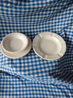 Wedgwood set, bonbonschaaltje gebakbordjes, €12,50, Huis en Inrichting, Keuken | Servies, Overige typen, Ophalen of Verzenden