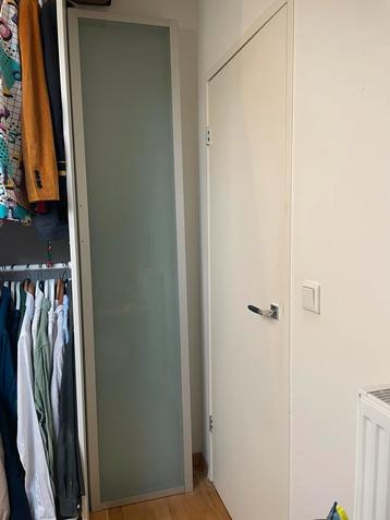 6x Ikea Pax Deuren met melkglas 1x witte deur met 3 vlakken