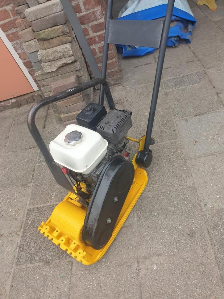 Wacker vp1135 trilplaat en aanhanger kiepkar, Tuin en Terras, Hand-tuingereedschap, Ophalen of Verzenden