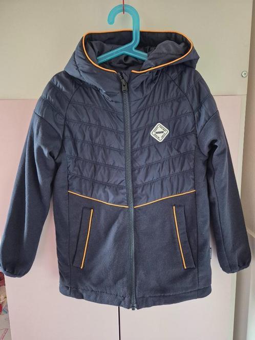 Vingino zomerjas jongen 128, Kinderen en Baby's, Kinderkleding | Maat 128, Zo goed als nieuw, Jongen, Jas, Ophalen of Verzenden