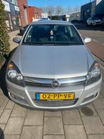 Opel Astra 1.6 16V 77KW 5D AUT 2004 Grijs, Auto's, 15 km/l, 4 cilinders, 1165 kg, Origineel Nederlands