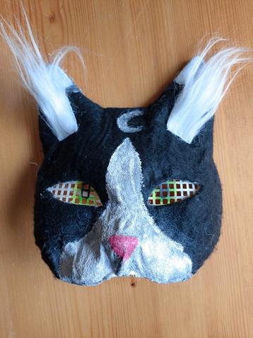 Therian mask te koop beschikbaar voor biedingen