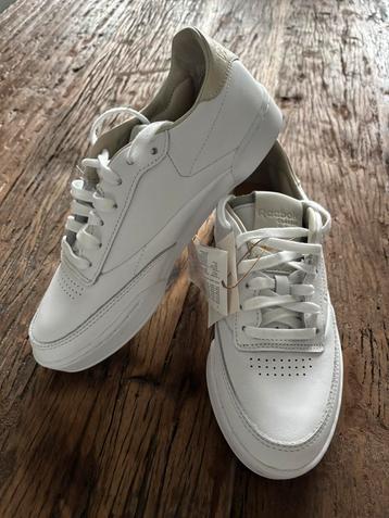 NIEUWE Reebok Club C Clean “ Tennis” maat 37 Sneakers beschikbaar voor biedingen