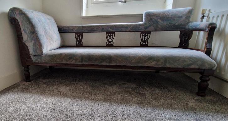 Antieke chaise longue Lodewijk XV stijl, Antiek en Kunst, Antiek | Meubels | Stoelen en Banken, Ophalen of Verzenden