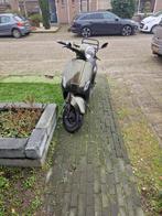 La Sauris Elektrische Scooter - Defecte Accu's, Fietsen en Brommers, Ophalen of Verzenden