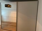 Grote zweefdeurkast, Huis en Inrichting, Kasten | Kledingkasten, Ophalen, 200 cm of meer, Met hangruimte, Zo goed als nieuw