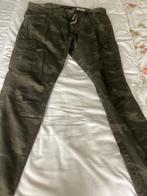 Camouflage broek van Cars jeans maat XL / 32, Ophalen of Verzenden, Nieuw, Maat 56/58 (XL), Groen