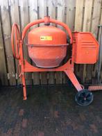 Betonmolen alko zgan, Ophalen, Zo goed als nieuw