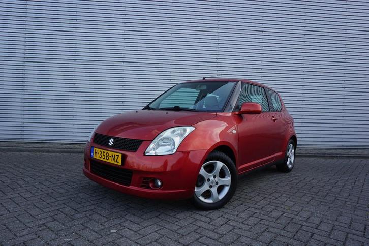 Suzuki Swift 1.5 Comfort Airco / Elektr. ramen / Stoelverwar, Auto's, Suzuki, Bedrijf, Te koop, Swift, ABS, Airbags, Airconditioning