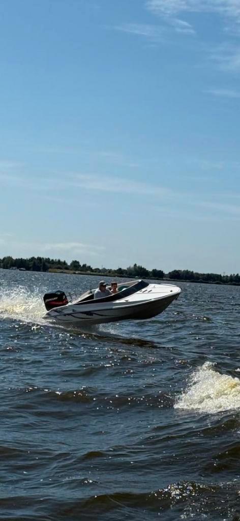 Beekman typhoon 75pk mercury  div rubberbootjes, Watersport en Boten, Speedboten, Zo goed als nieuw, 3 tot 6 meter, Benzine, Minder dan 70 pk