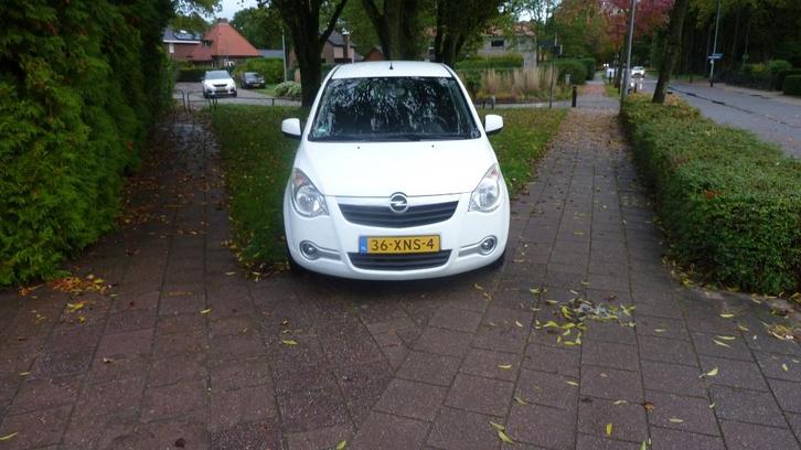 Opel Agila 1.0 12V 2012 Wit LPG, Auto's, Opel, Particulier, Agila, Airconditioning, Centrale vergrendeling, Elektrische ramen