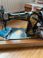 Antieke Jones naaimachine met Koffer, Antiek en Kunst, Antiek | Naaimachines, Ophalen