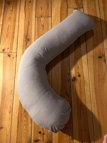 Voedingskussen / Zwangerschapskussen - Grijs beschikbaar voor biedingen