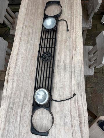 VW 155853653B Golf 1 Cabrio Grill Dubbele Koplampen beschikbaar voor biedingen