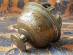 Mooie antieke olifantenbel uit India van bewerkt koper., Antiek en Kunst, Ophalen of Verzenden