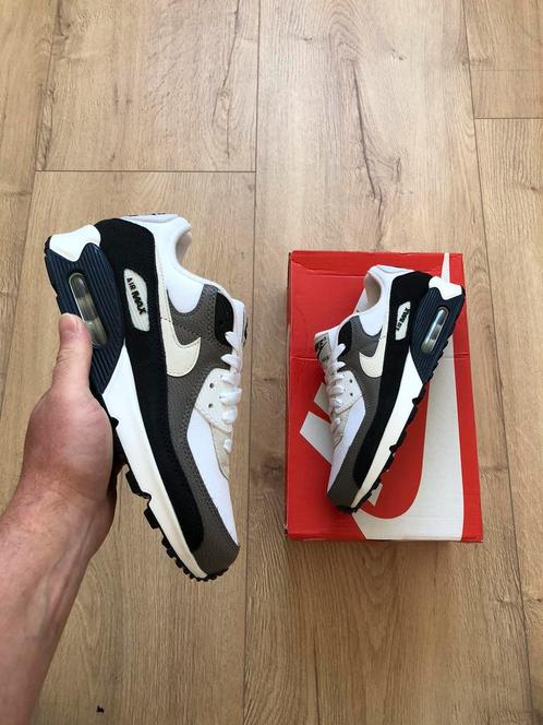 Nike Air Max 90 Flat Pewter Obsidian (EU 40,5), Kleding | Heren, Schoenen, Nieuw, Sneakers of Gympen, Blauw, Ophalen of Verzenden