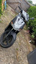 Kymco agality 50, Fietsen en Brommers, Scooters | Kymco, Ophalen, Maximaal 45 km/u, Zo goed als nieuw, 50 cc