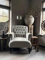 Lichtgrijze fauteuil in landelijke stijl, Ophalen, 75 tot 100 cm, Stof, Landelijk